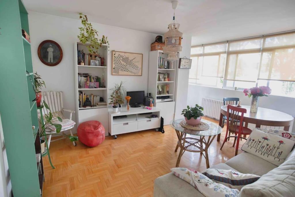 Piso Centrico, Bonito, Acogedor, Con Aire Acondicionado, Jardines Y Enfrente Piscina Municipal De Penuelas Madrid Dış mekan fotoğraf